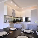 Apartment Bryza - Osiedle Ulanska 1a12 *