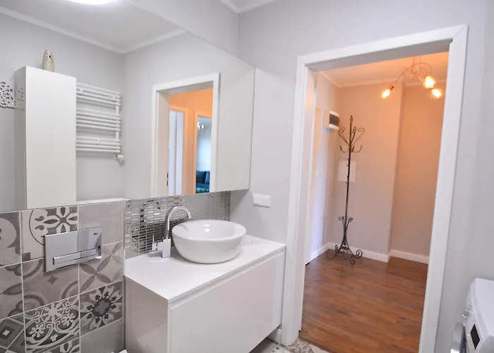 Bryza - Osiedle Ulanska 1a12 *